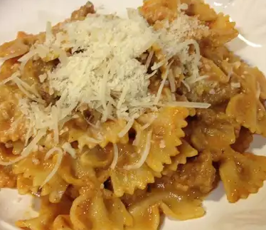 Pasta with Italian Sausage & Pumpkin Sauce